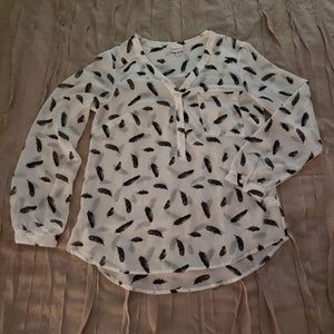 Great Condition! Merona Feather Blouse